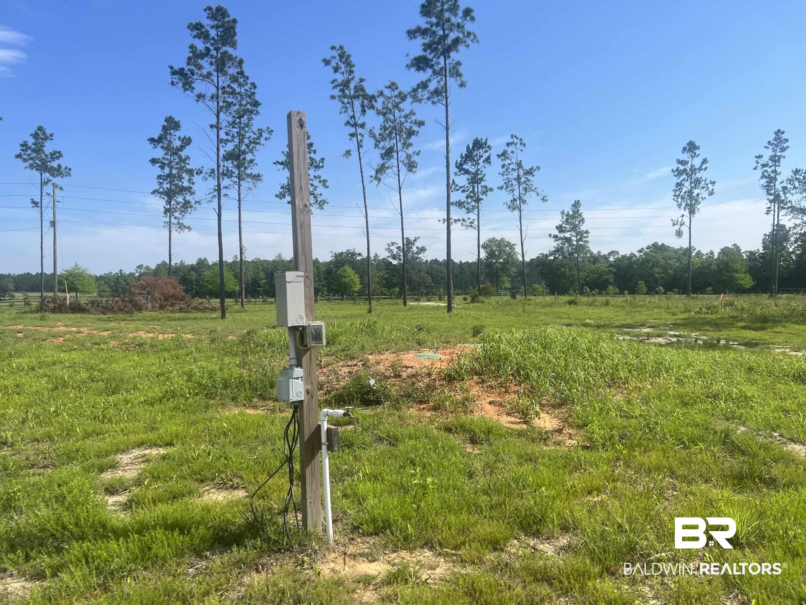 24712 Linholm Road Robertsdale, AL 36567 - Photo 3 of 8