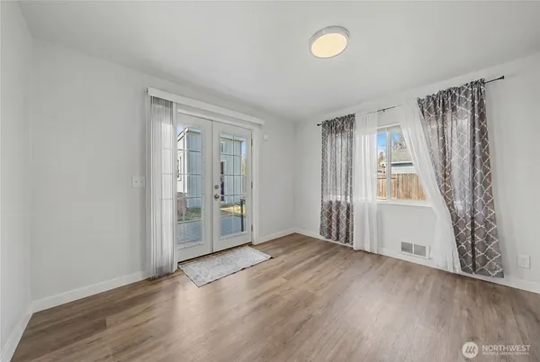 $249,950 | 307 West Glover Street, Harrington, WA 99134