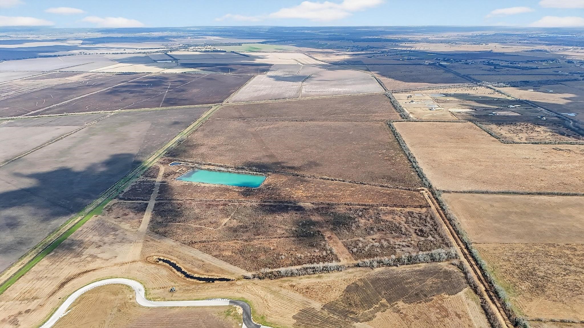 49 County Road 49 Angleton, TX 77515 - Photo 12 of 20 a view of a ocean view