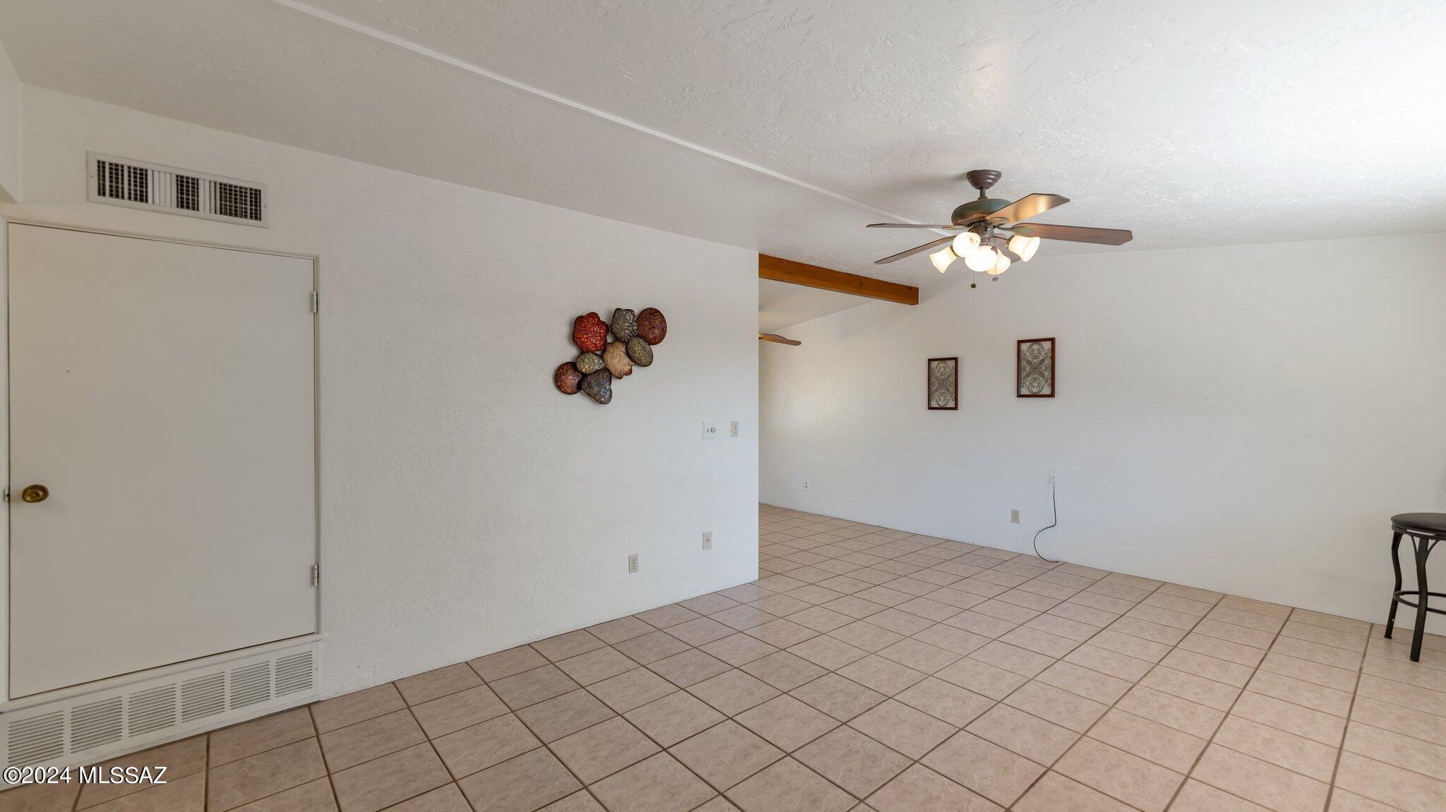 5901 North Oracle Road, Unit 7 Tucson, AZ 85704 - Photo 6 of 15 Gallery Image 6