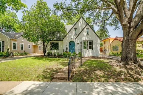 $699,000 | 4004 El Campo Avenue, Fort Worth, TX 76107