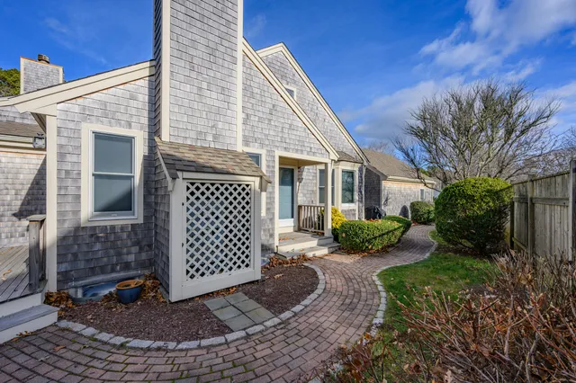 $690,000 | 29 Boxwood Circle, Unit 29, Yarmouth Port, MA 02675
