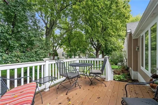 $450,000 | 708 West 131st Place, Kansas City, MO 64145