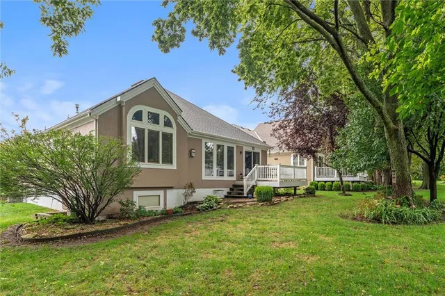 $450,000 | 708 West 131st Place, Kansas City, MO 64145