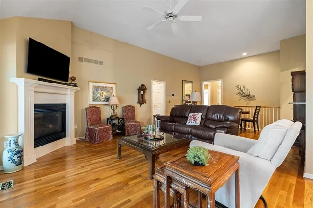 $450,000 | 708 West 131st Place, Kansas City, MO 64145