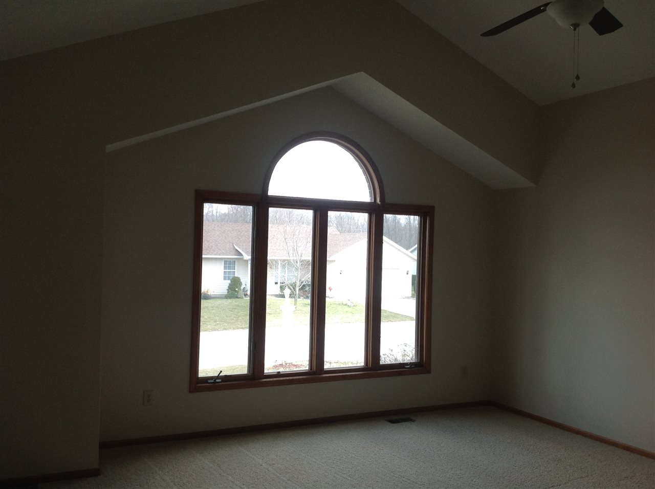 1908 Hunter's Ridge Drive Huntington, IN 46750 - Photo 13 of 29 Gallery Image 13