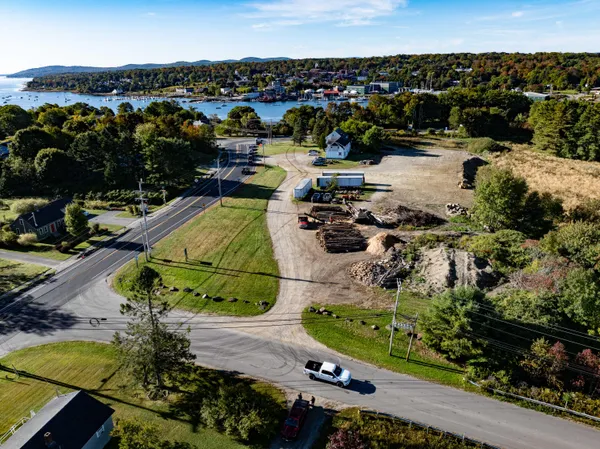 $775,000 | 2 Swan Lake Avenue, Belfast, ME 04915