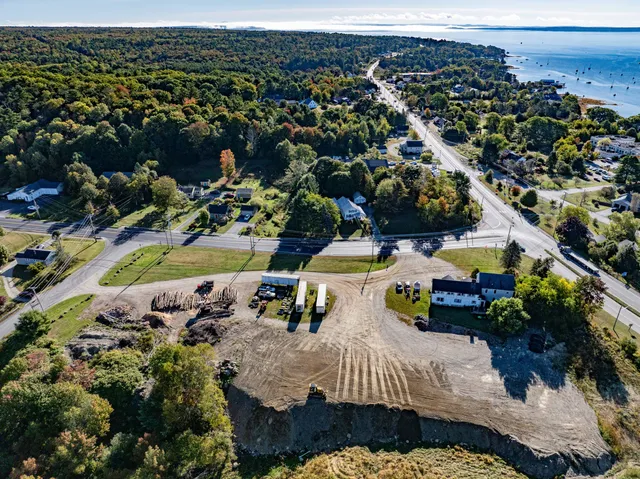 $989,500 | 2 Swan Lake Avenue, Belfast, ME 04915