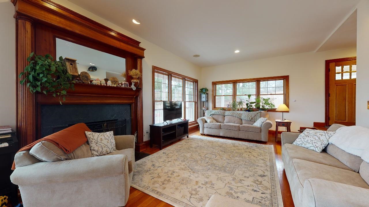 6231 Mt Philo Road Charlotte, VT 05445 - Photo 4 of 17 Gallery Image 4