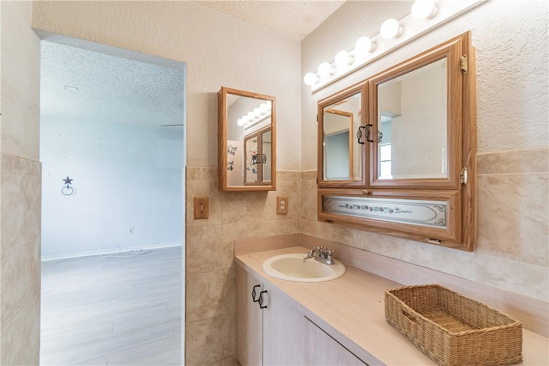 23076 Southwest 56th Avenue Boca Raton, FL 33433 - Photo 11 of 18 Photo 11