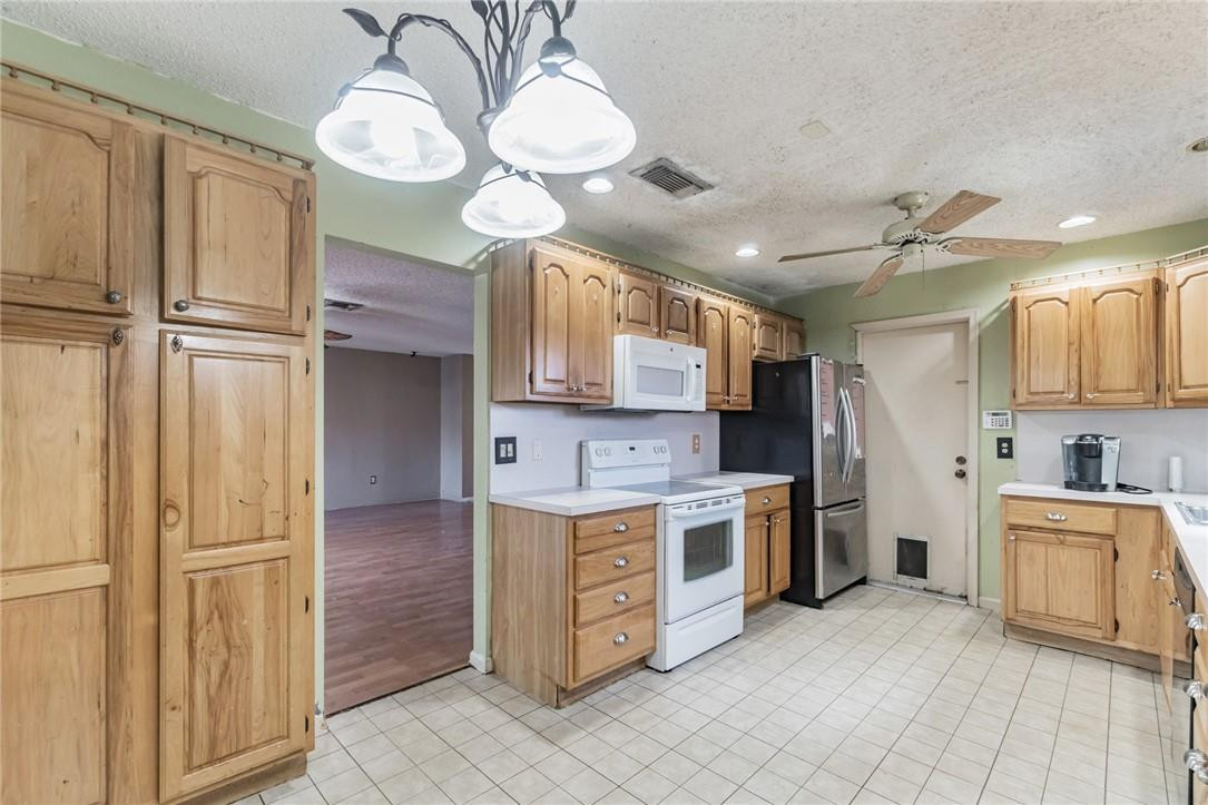 23076 Southwest 56th Avenue Boca Raton, FL 33433 - Photo 6 of 18 Photo 6