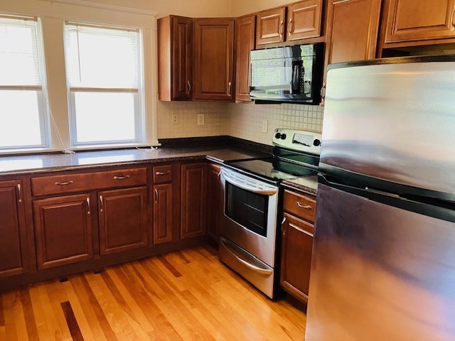 414 Lovell Street, Unit 2 Worcester, MA 01602 - Photo 7 of 12