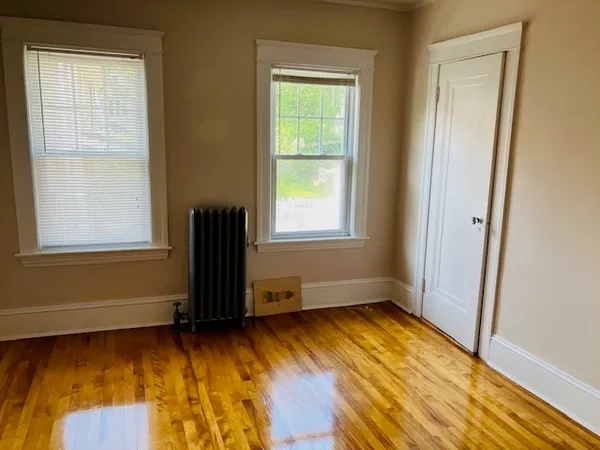 $2,300 | 414 Lovell Street, Unit 2, Worcester, MA 01602
