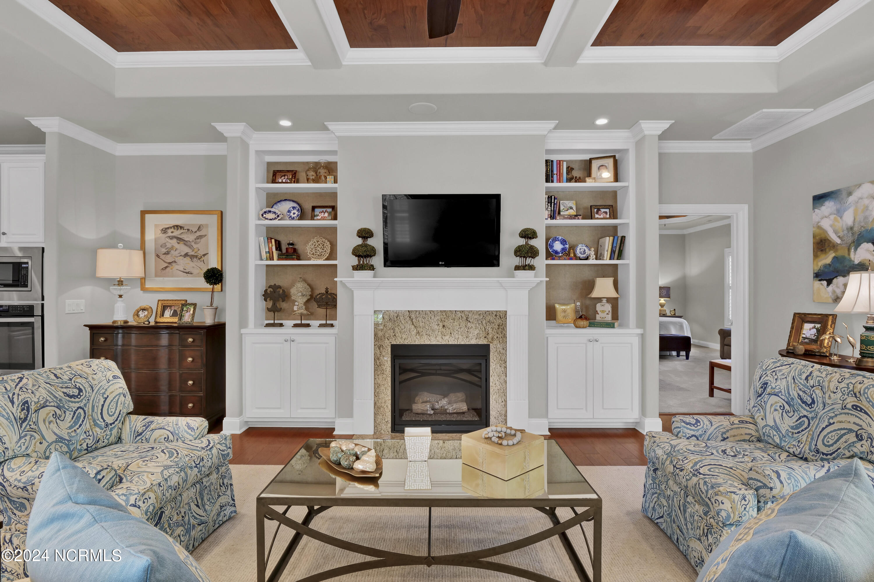 7113 Trailmark Road Wilmington, NC 28405 - Photo 16 of 40 BUILT-IN BOOK CASES!