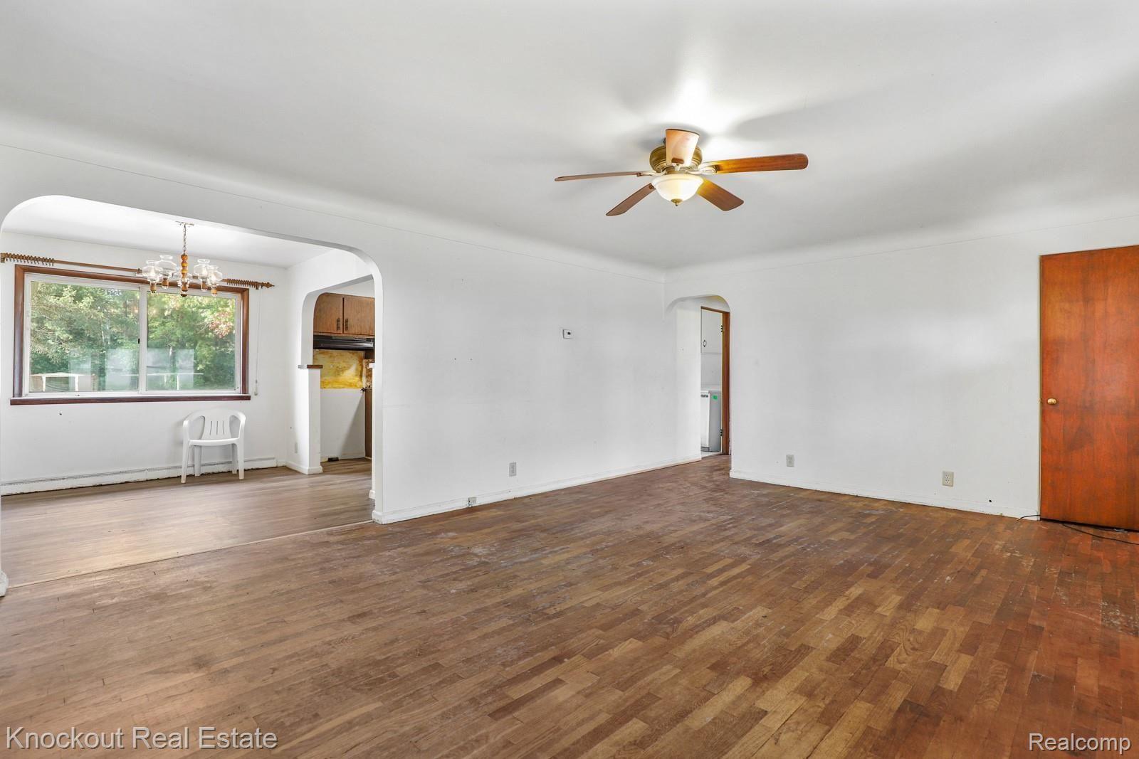 5910 Baker Road Bridgeport, MI 48722 - Photo 8 of 27 5910 Baker Rd. 48722-10