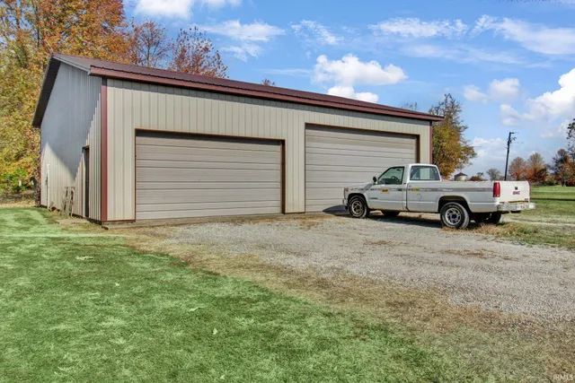 $190,000 | 13972 County Rd East 500 South, Fairmount, IN 46928