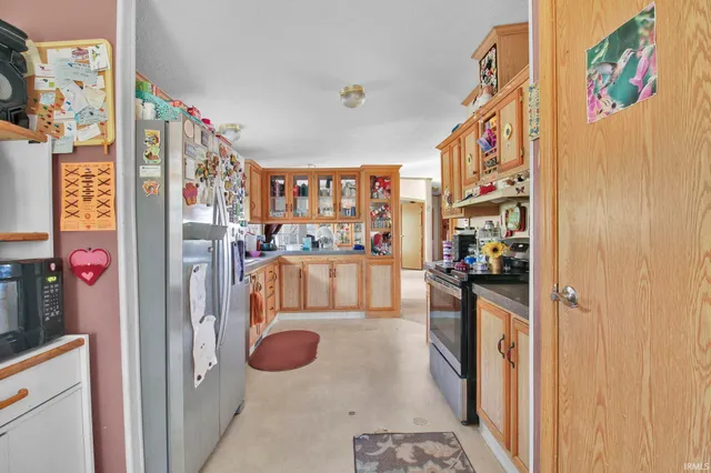 $190,000 | 13972 County Rd East 500 South, Fairmount, IN 46928