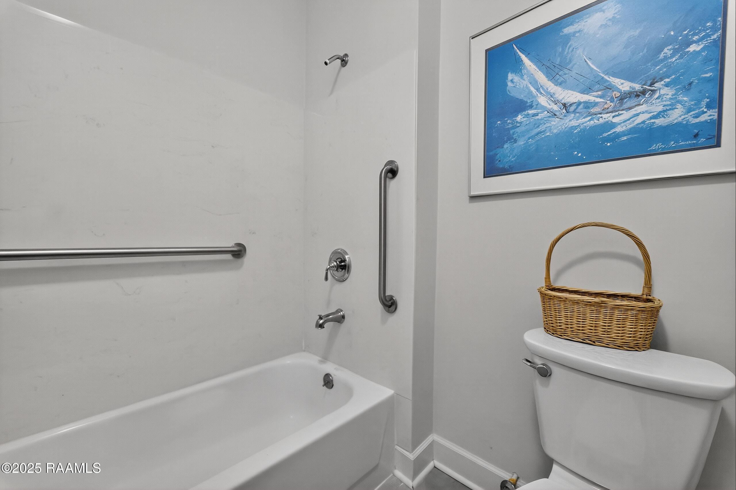 1009 Rue De Pierre New Iberia, LA 70563 - Photo 13 of 20 Masterbath3