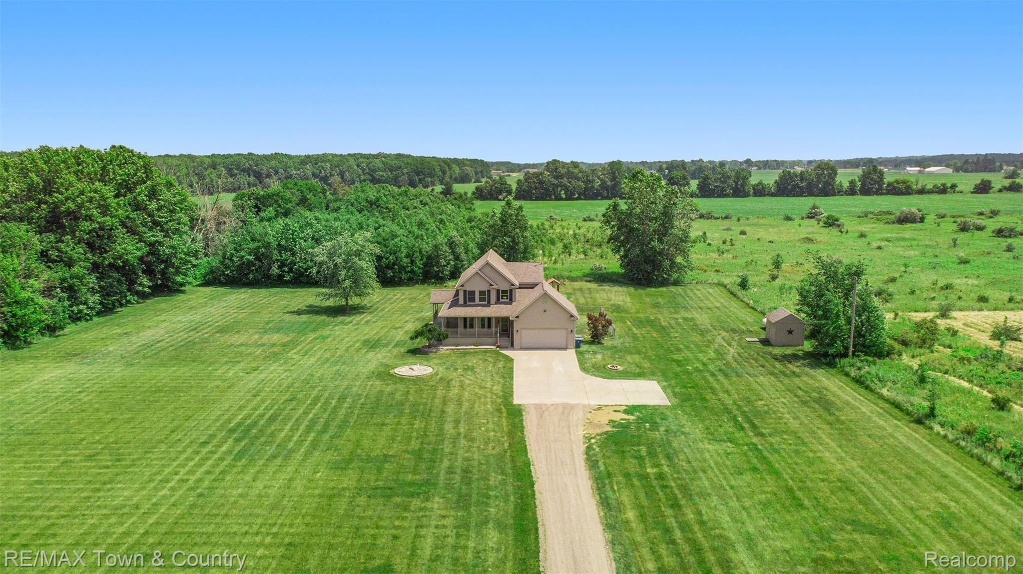 2190 Duffield Road Flushing, MI 48433 - Photo 1 of 39 5.jpeg
