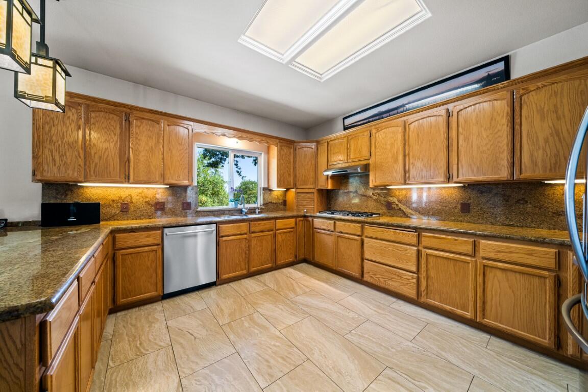 21750 Robledo Road Palo Cedro, CA 96073 - Photo 14 of 74 IMG-16