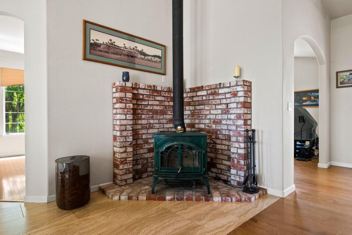21750 Robledo Road Palo Cedro, CA 96073 - Photo 17 of 74 Wood burning