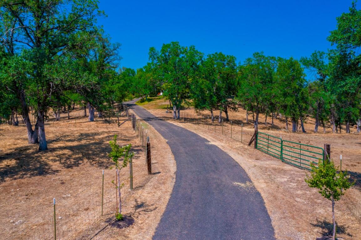 21750 Robledo Road Palo Cedro, CA 96073 - Photo 47 of 74 IMG-02