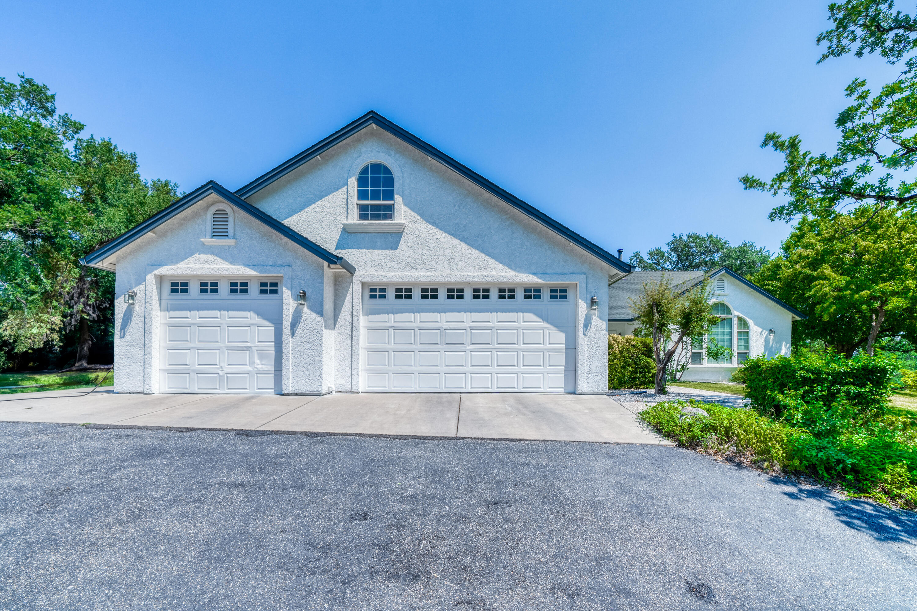 21750 Robledo Road Palo Cedro, CA 96073 - Photo 5 of 74 IMG-05