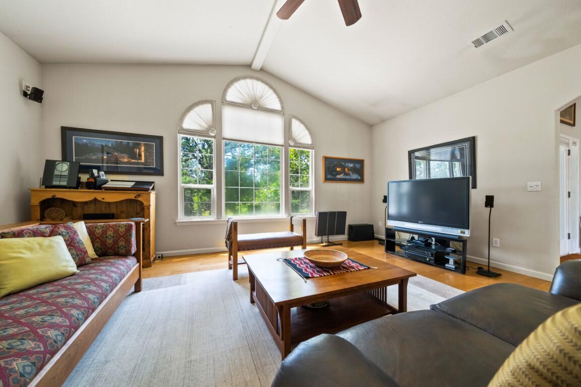 21750 Robledo Road Palo Cedro, CA 96073 - Photo 9 of 74 IMG-10