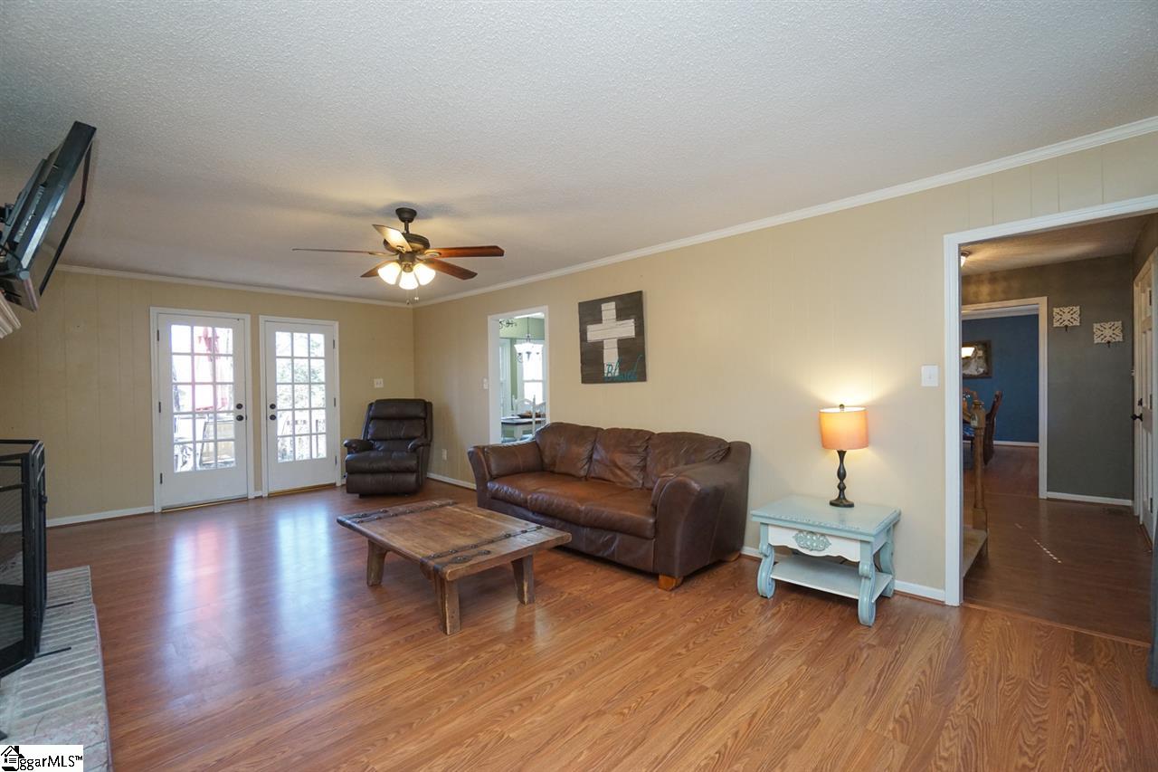 60 White Oak Court Inman, SC 29349 - Photo 8 of 30 Gallery Image 8