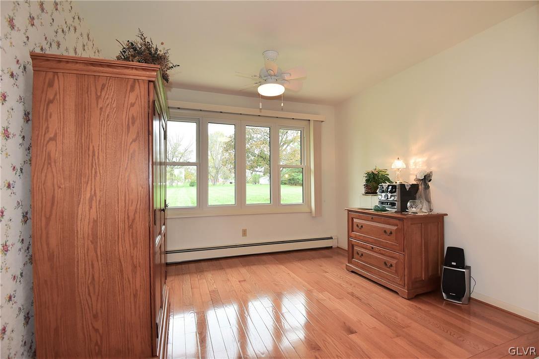 903 Breidinger Road Nazareth, PA 18064 - Photo 10 of 31 Gallery Image 10