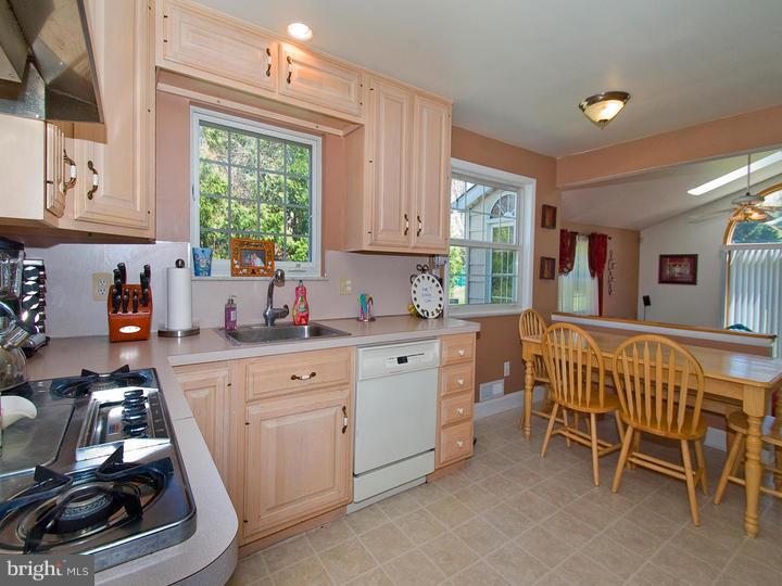 30 Hamilton Road Marlton, NJ 08053 - Photo 4 of 20