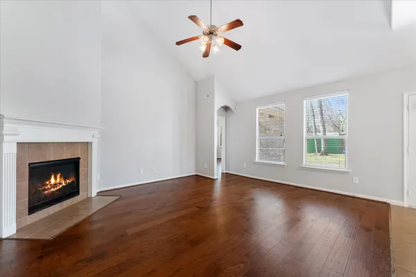 $2,599 | 146 Black Swan Place, The Woodlands, TX 77354