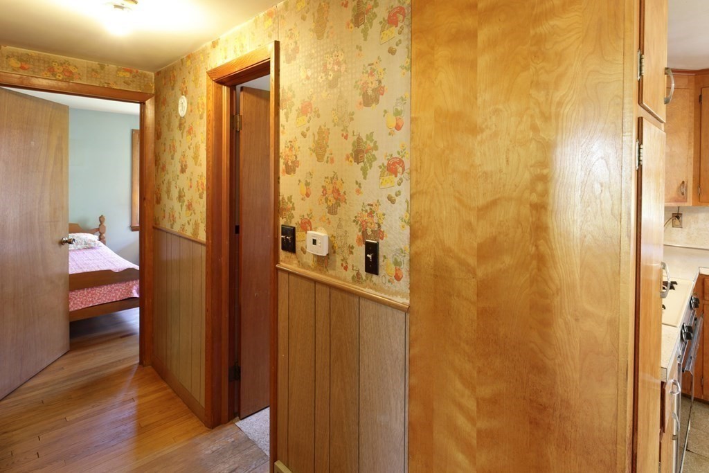 1043 Shore Road Bourne, MA 02559 - Photo 16 of 40 Gallery Image 16