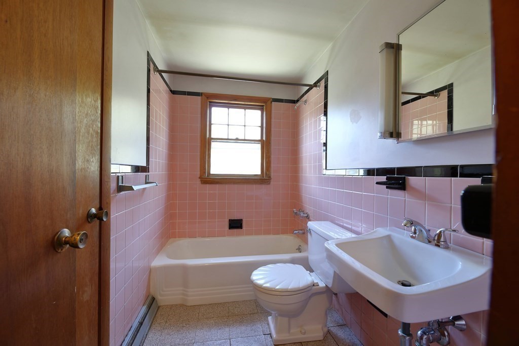 1043 Shore Road Bourne, MA 02559 - Photo 23 of 40 Gallery Image 23