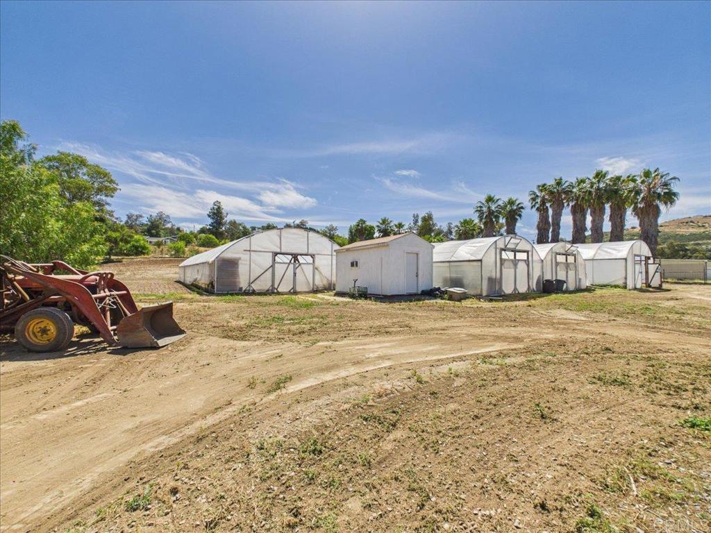 385 Feghali Road Ramona, CA 92065 - Photo 3 of 19
