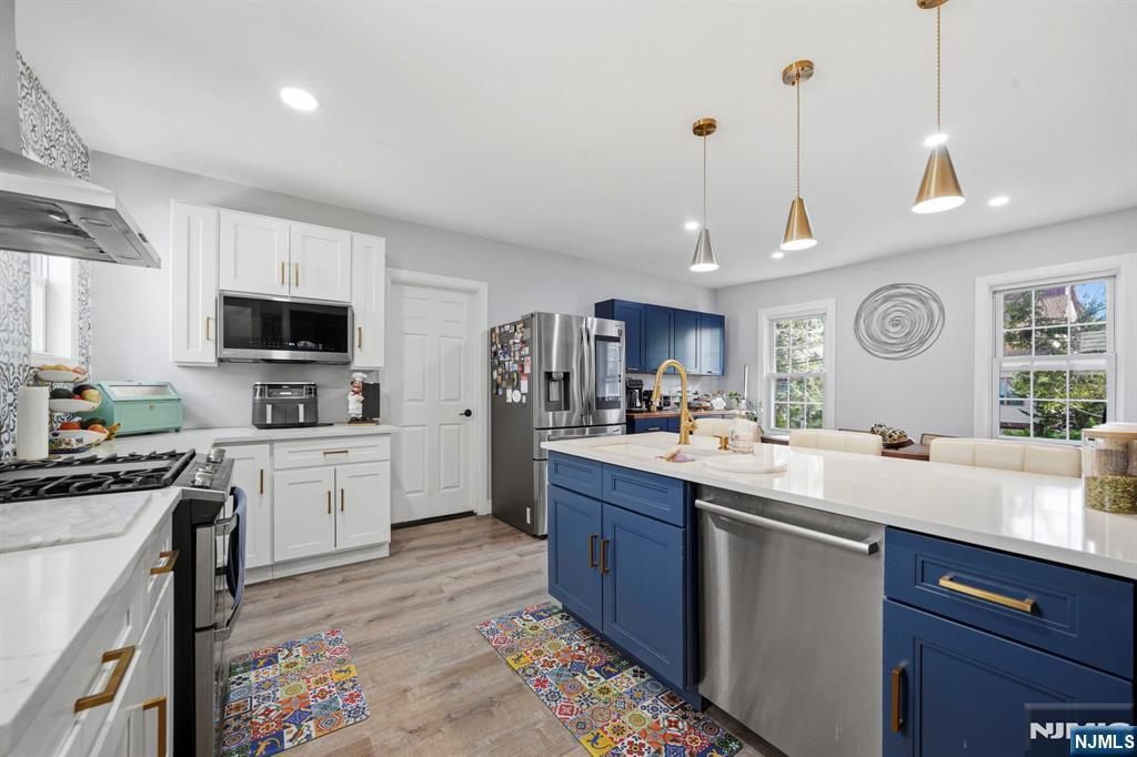 71 Spring Street Nutley, NJ 07110 - Photo 2 of 24