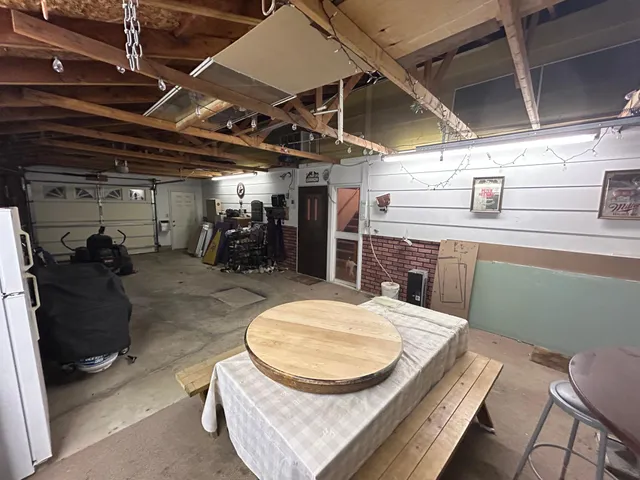 $209,900 | 471 1st Avenue Southwest, Glenville, MN 56036