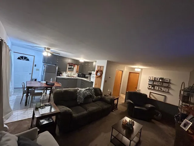 $209,900 | 471 1st Avenue Southwest, Glenville, MN 56036