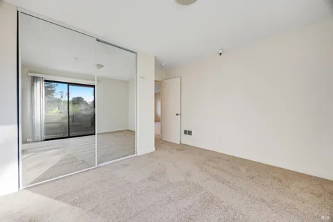 $425,000 | 720 Petaluma Boulevard South, Unit 30, Petaluma, CA 94952