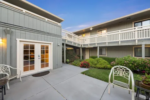 $425,000 | 720 Petaluma Boulevard South, Unit 30, Petaluma, CA 94952
