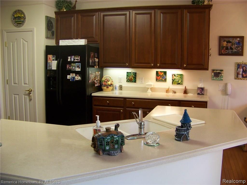 11184 Pinehurst Road Plymouth, MI 48170 - Photo 2 of 29 Kitchen 3.jpg