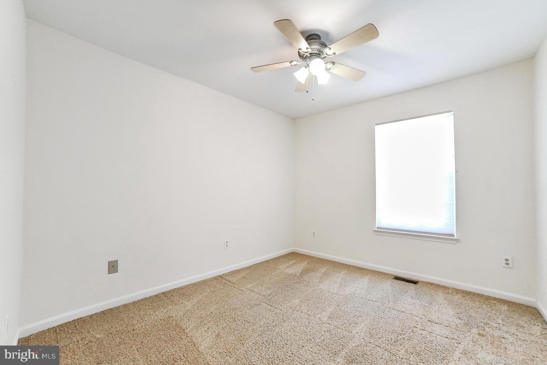 26669 South Laurel Glen Road California, MD 20619 - Photo 8 of 19 Gallery Image 8