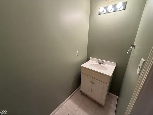 $269,900 | 8138 Baccus Court, Indianapolis, IN 46268