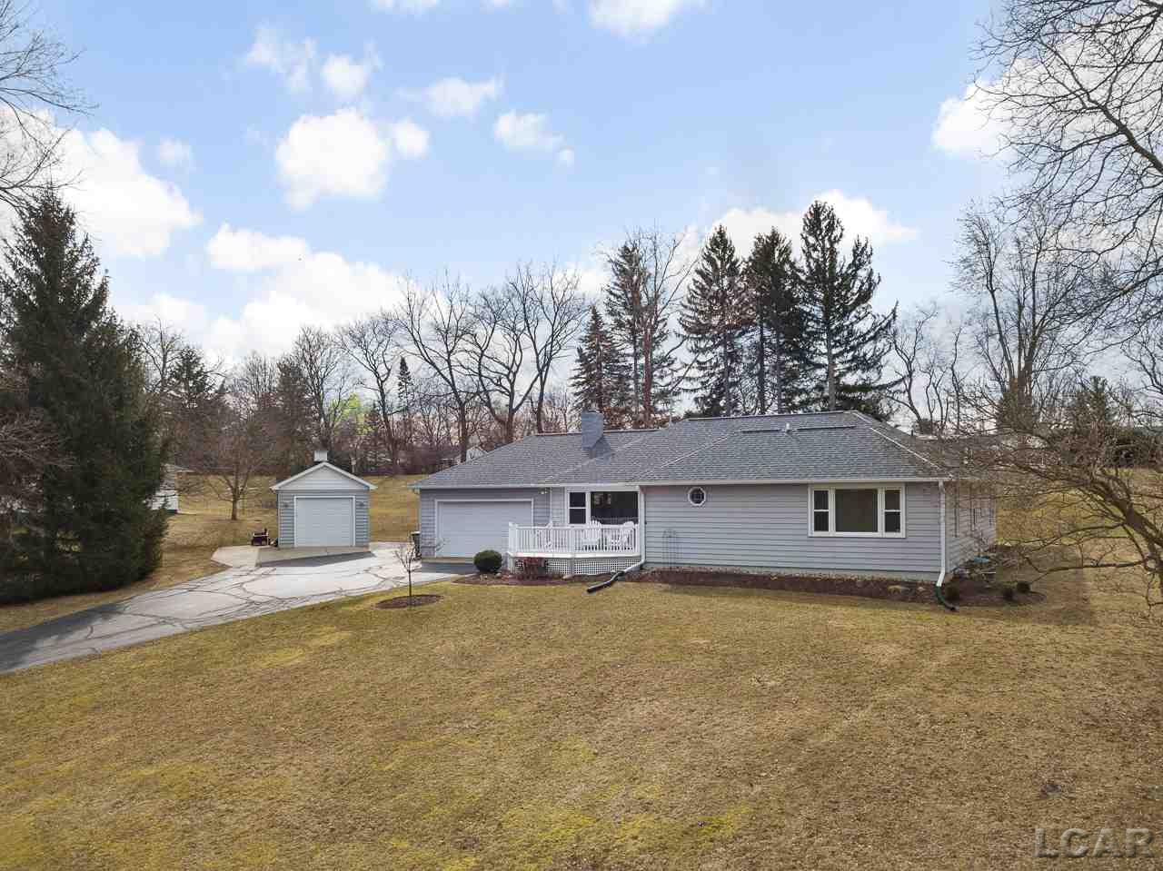 945 Riverside Avenue Adrian, MI 49221 - Photo 31 of 35 50007816-30.JPG
