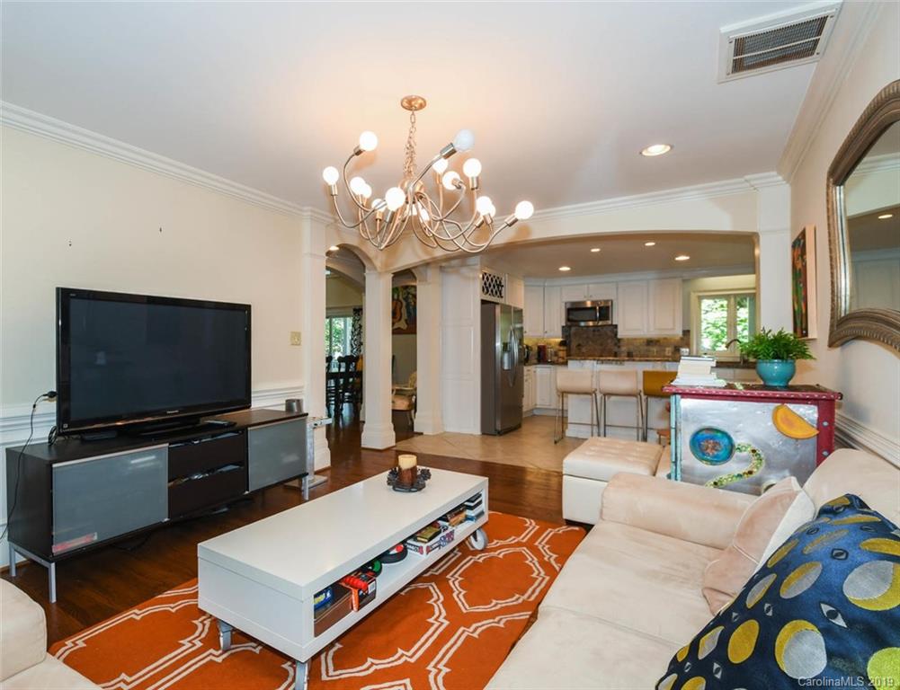 8134 Raintree Lane Charlotte, NC 28277 - Photo 10 of 24 Gallery Image 10