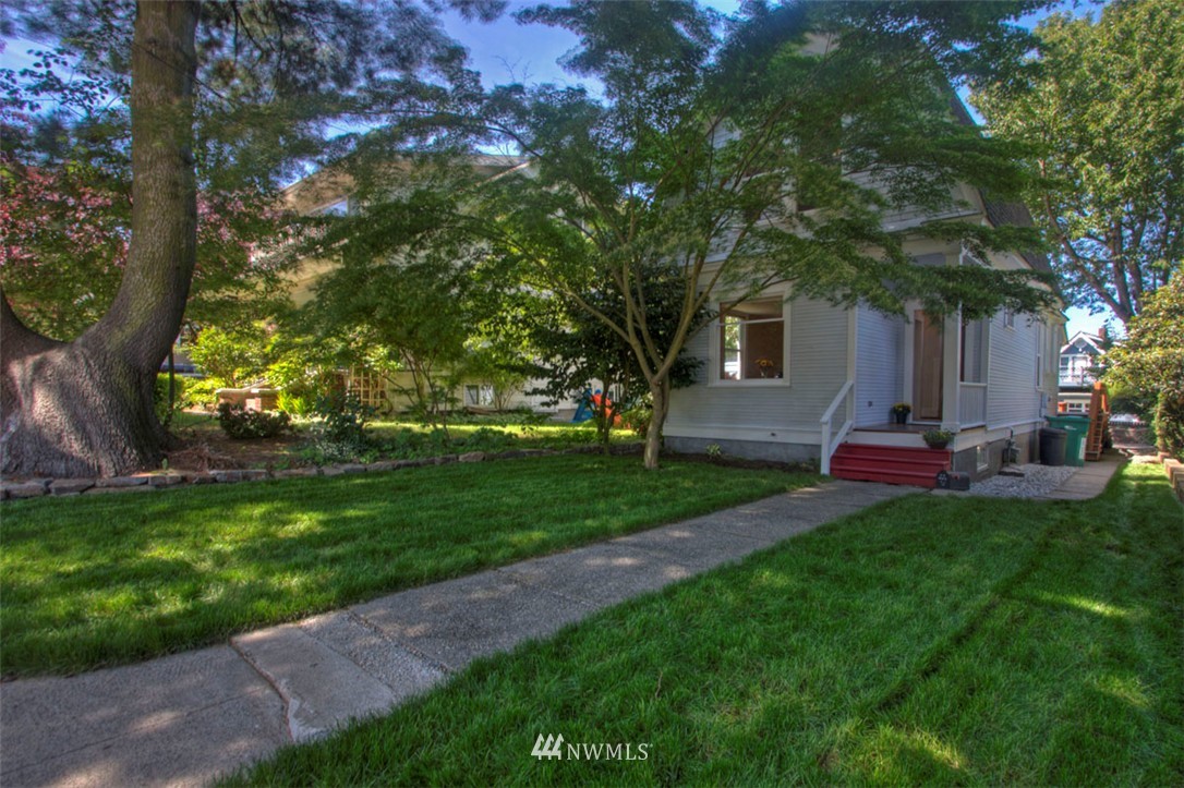 706 North 63rd Street Seattle, WA 98103 - Photo 1 of 23 Gallery Image 1