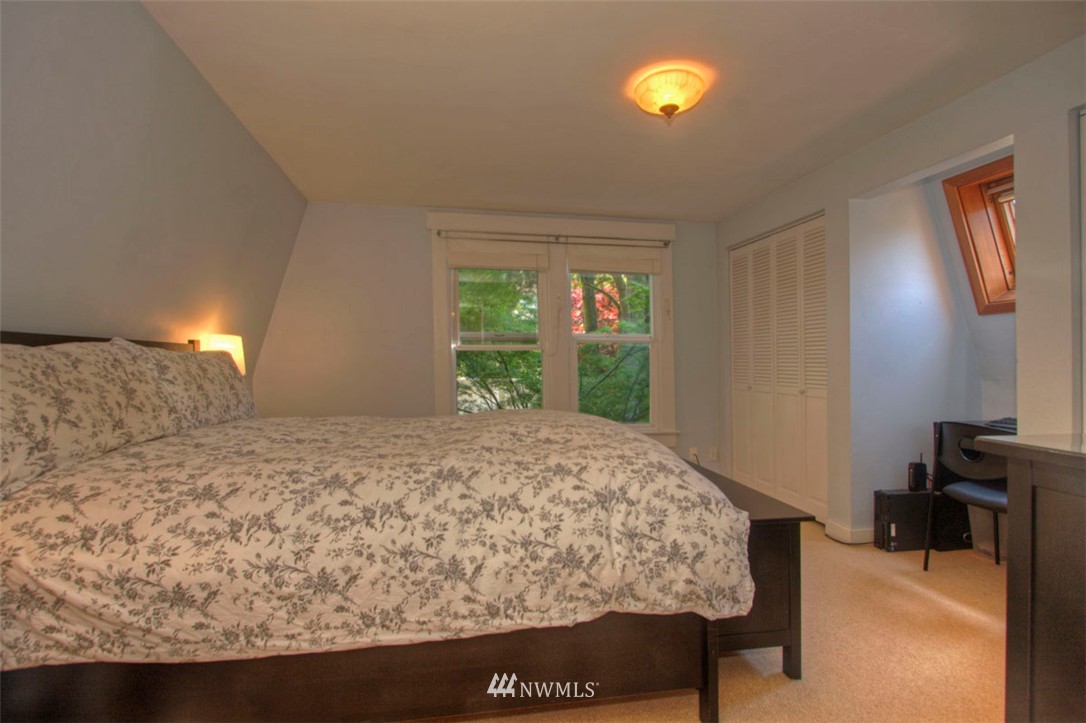 706 North 63rd Street Seattle, WA 98103 - Photo 17 of 23 Gallery Image 17