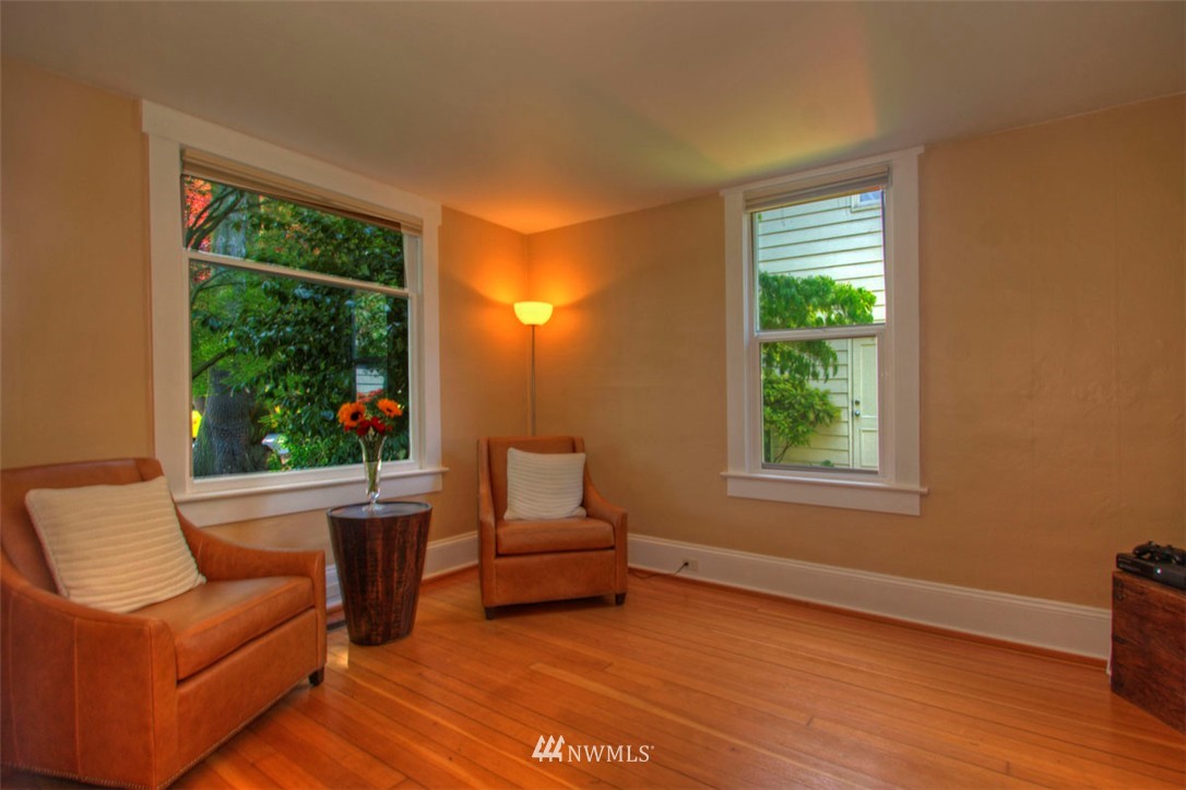 706 North 63rd Street Seattle, WA 98103 - Photo 5 of 23 Gallery Image 5