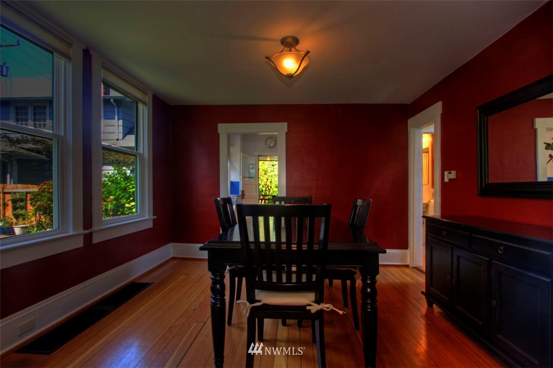 706 North 63rd Street Seattle, WA 98103 - Photo 8 of 23 Gallery Image 8