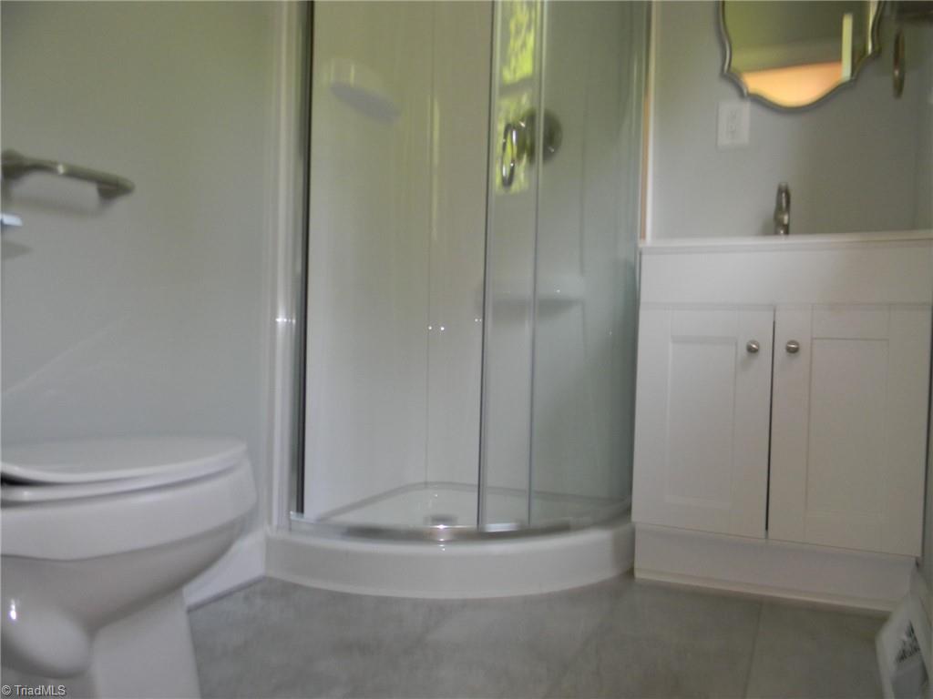 2985 Ayersville Road Mayodan, NC 27027 - Photo 18 of 30 Primary Bedroom Bath